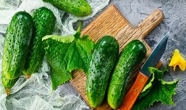 Cucumber diet to lose weight.