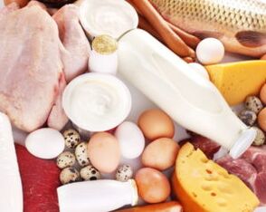 The ketogenic diet is distinguished by the presence of hearty dishes on the menu.