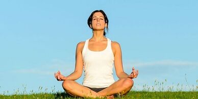 Technique for performing exercises to lose weight in the abdomen and sides.